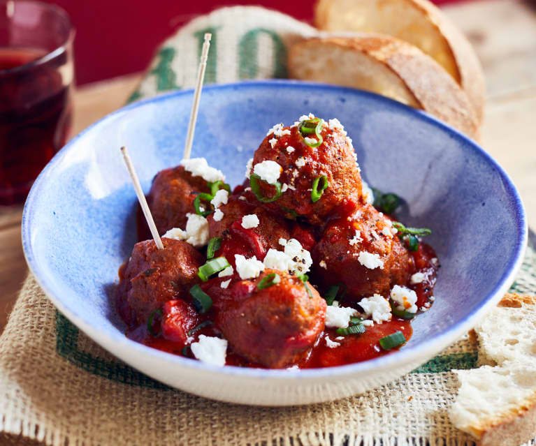 Albondigas mit feuriger Tomatensauce