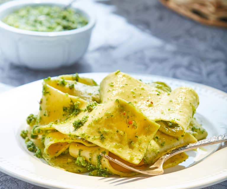 Pappardelle con arúgula y requesón