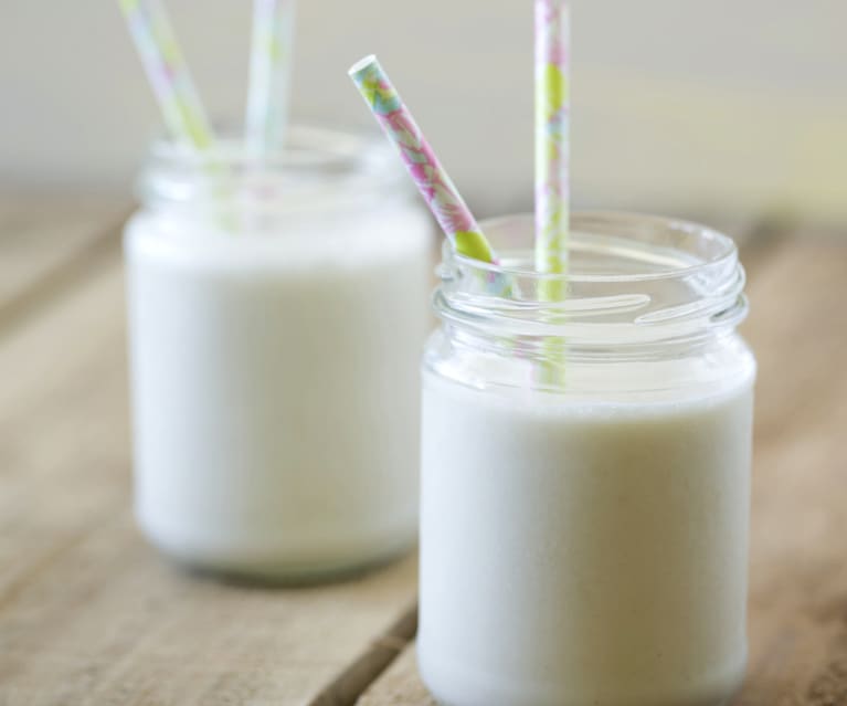 Coconut and Almond Milkshake