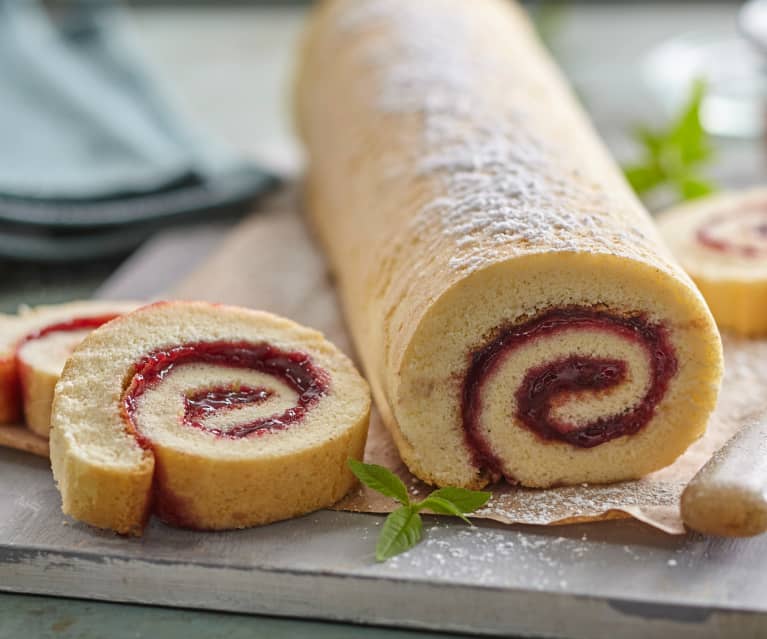 Gâteau roulé à la confiture de fraises - 5 ingredients 15 minutes