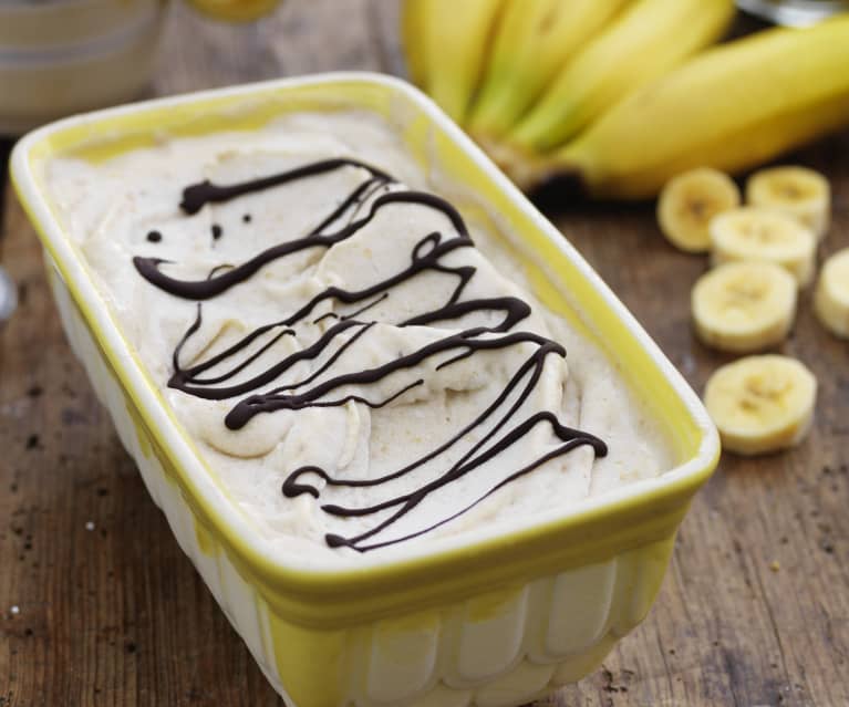 Gelato alla banana con burro d'arachidi e cioccolato