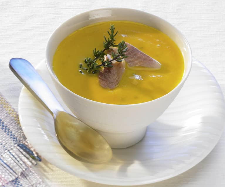 Möhrencremesuppe mit Räucherforelle - Cookidoo® – the official ...