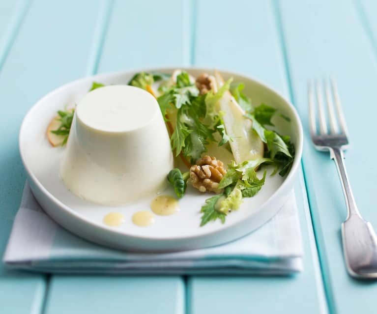 Gorgonzola panna cotta with pear & walnut salad