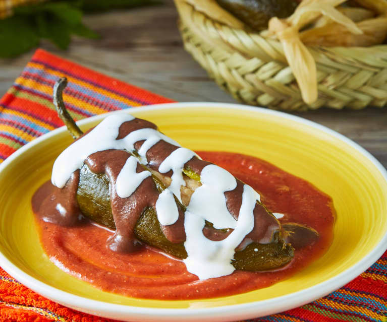 Chiles rellenos de tamal