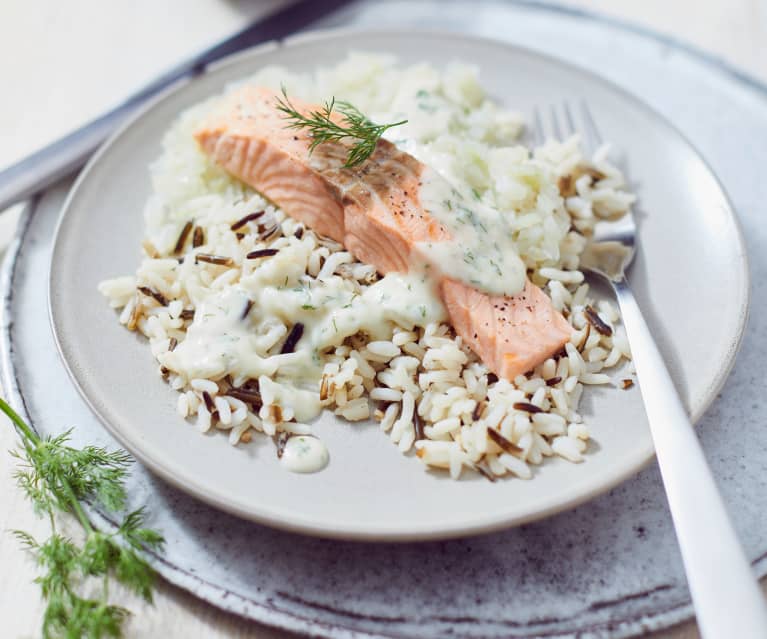 Fenchel-Lachs mit Wildreis und Dillsauce