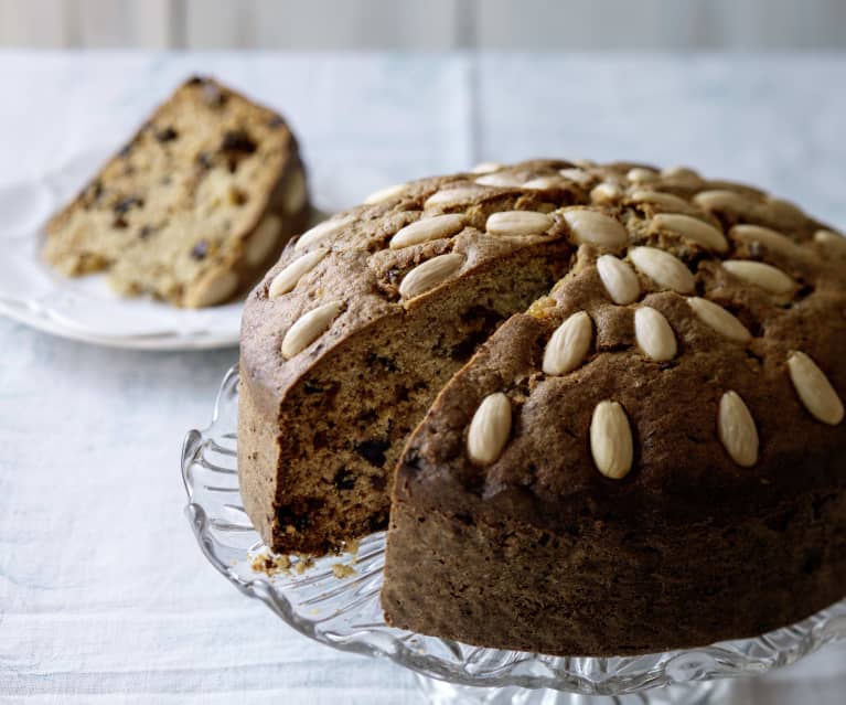 Christmas Dundee Cake Hamper Tin - Regency Cakes Online Shop