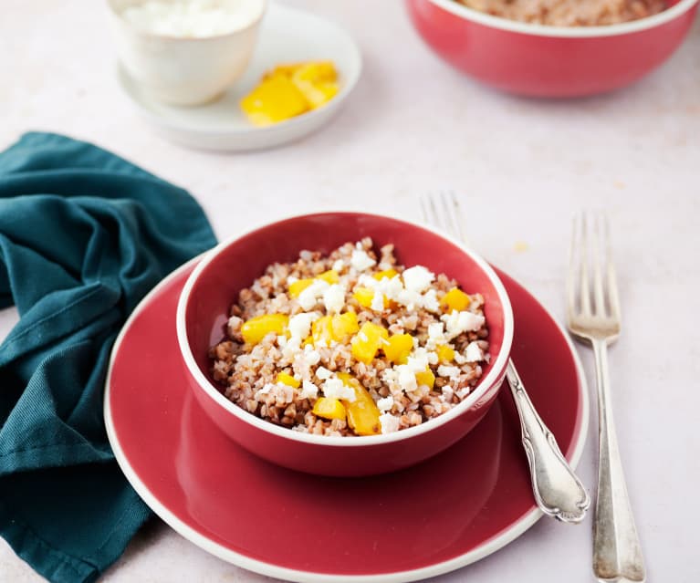 Ensalada de trigo sarraceno y pimientos