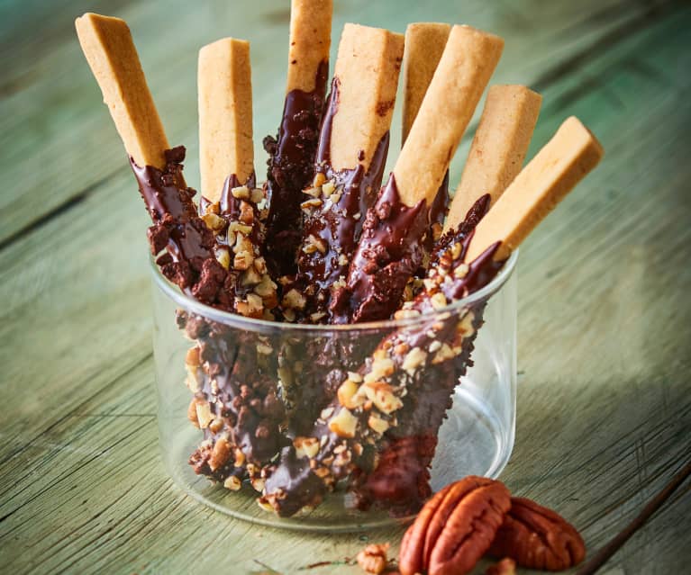 Palitos de galleta cubiertos con chocolate (Pocky) - Japón