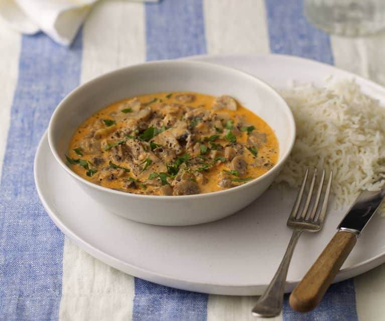 Vegetarisk stroganoff med svampe