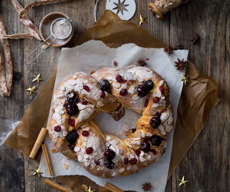 Spiced cherry brioche wreath