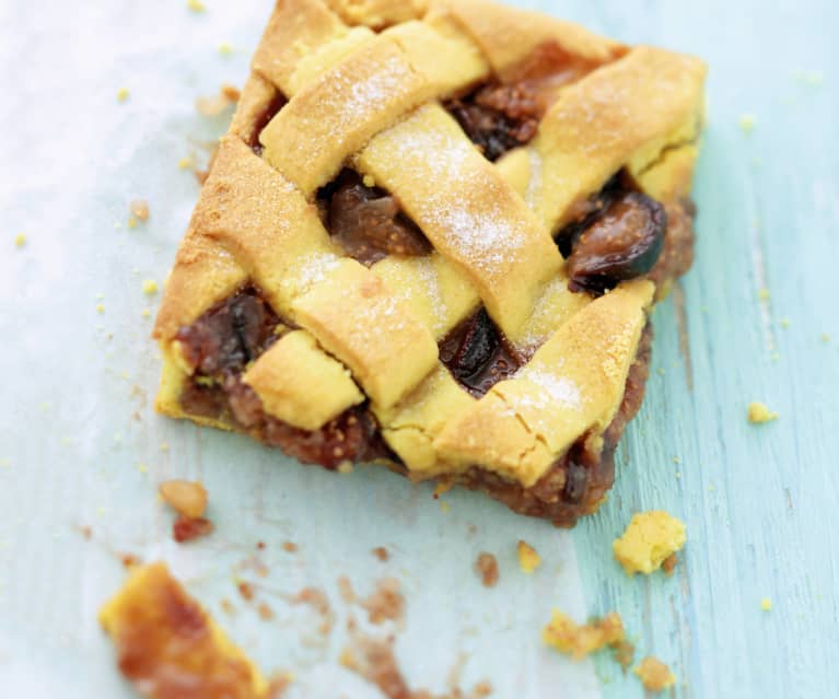 Tarta con higos y piñones