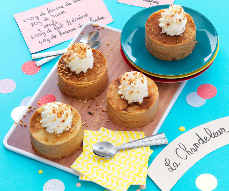 Petits gâteaux de crêpes à la pomme et au caramel