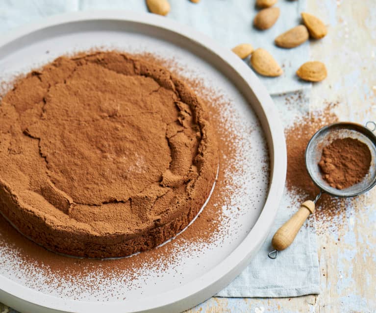 Bolo de amêndoa e chocolate