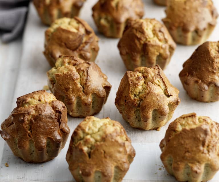 Cashew and Banana Muffins Cashew and Banana Muffins