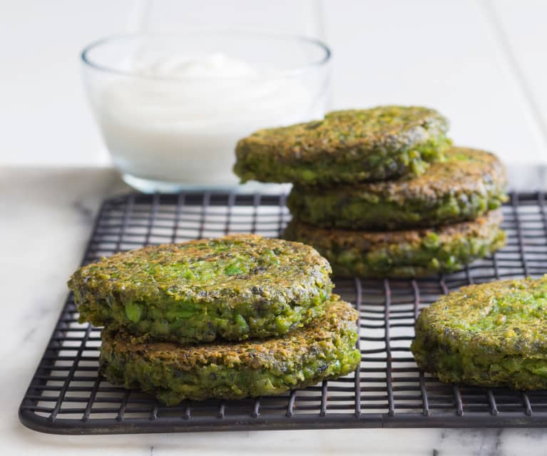 Pea and garden mint fritters 