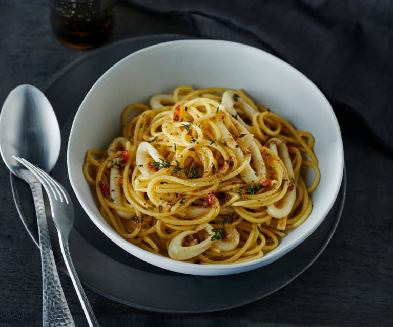 Tintenfischringe aglio e olio