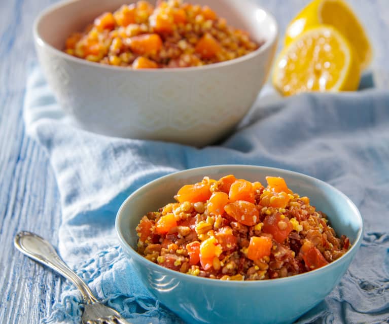 Quattro cereali con salmone affumicato e limone