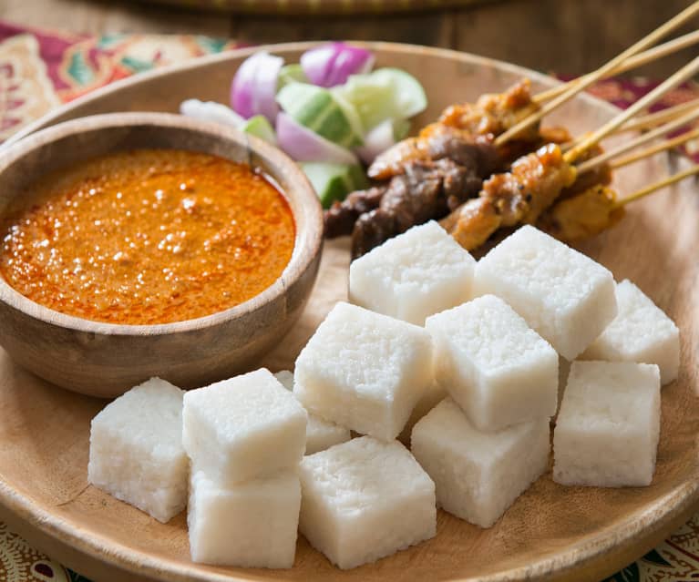 Nasi impit (compressed rice cakes)