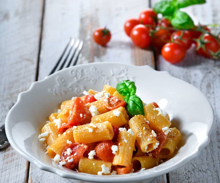 Pasta feta e pomodorini