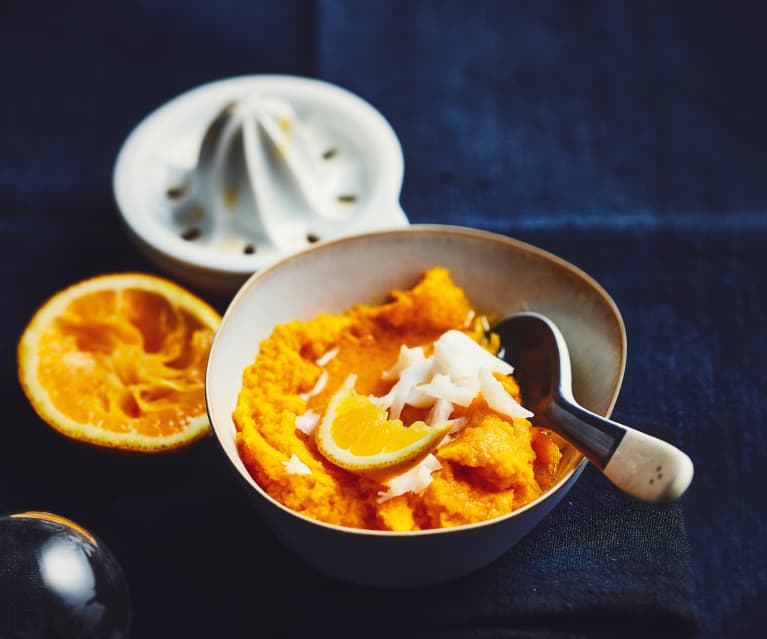 Purée de carottes au jus d'orange et émietté de cabillaud