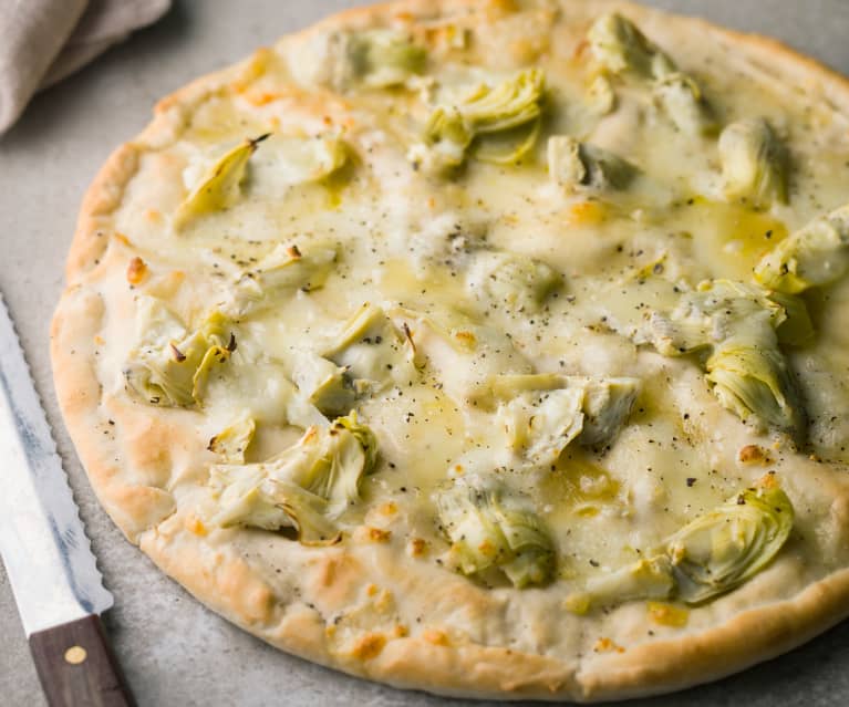 Pizza Bianca With Artichoke And Truffle Oil Pizza Bianca Con Carciofi E Olio Al Tartufo Cookidoo The Official Thermomix Recipe Platform