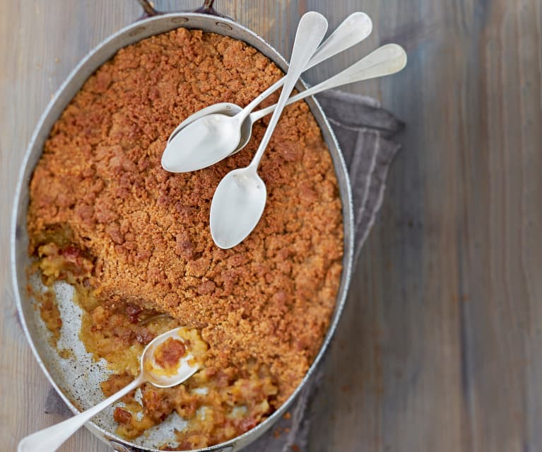 Crumble aux pommes, spéculoos, raisins secs