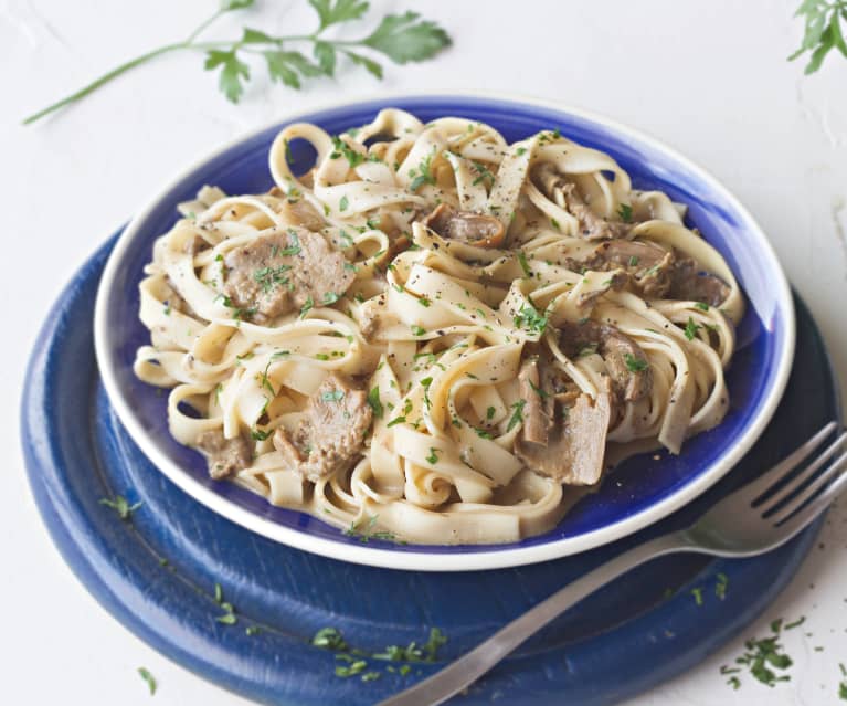 Tagliatelle con salsa de boletus