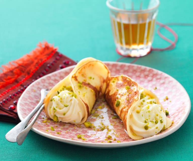 Pancakes with Cream and Pistachios (Qatayef with Achta) Cookidoo