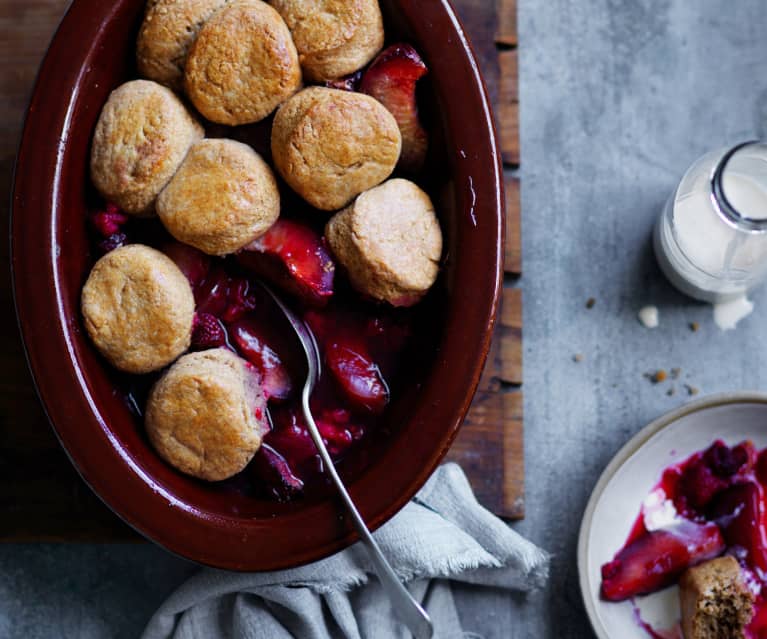 Plum and raspberry cobbler