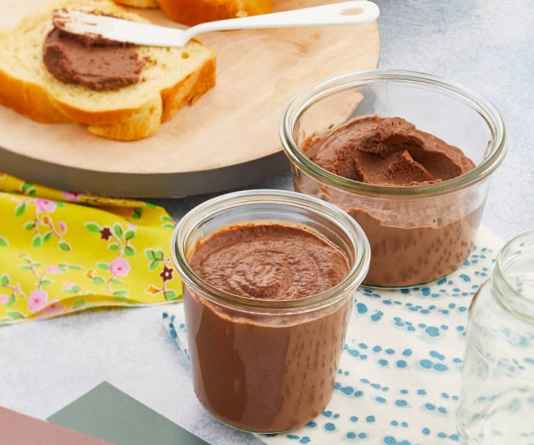 Recette Pâte à tartiner chocolat noisettes façon nutella - La cuisine  familiale : Un plat, Une recette