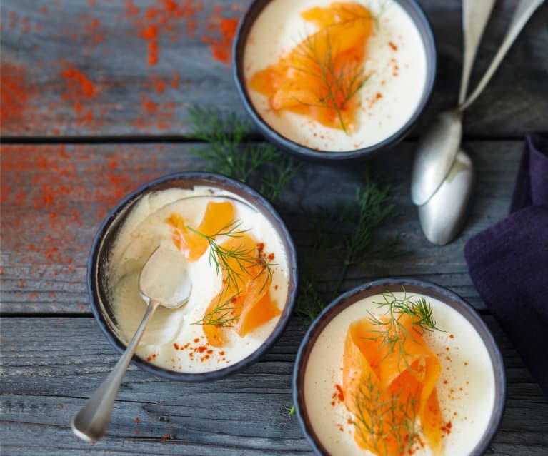 Pannacotta au chou-fleur et truite fumée