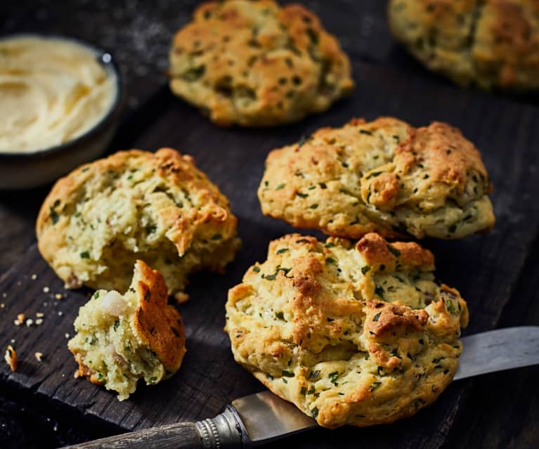 Kräuter-Schinken-Brötchen