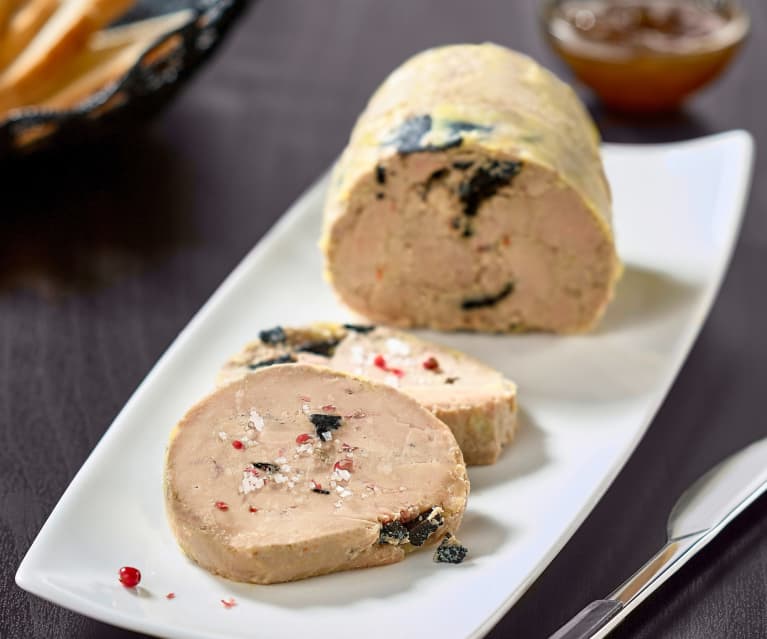 Foie d`oie cru frais, foie gras, Europe de l`Est, environ 760 g, vide