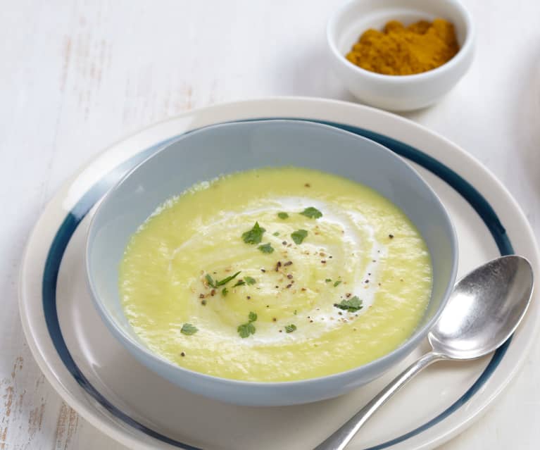 Velouté poireau-curry à la pointe de miel