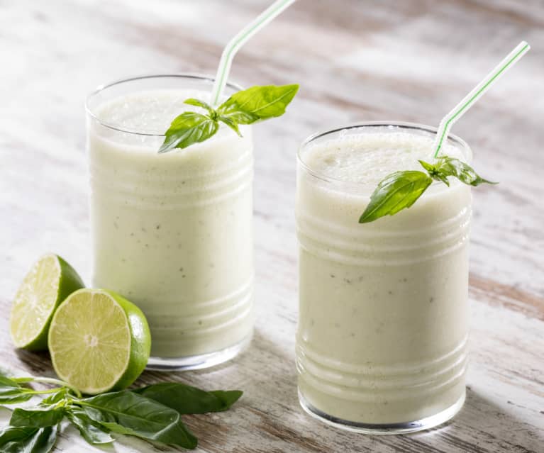 Frappè al lime e basilico