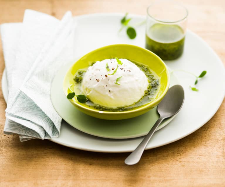 Faisselle de chèvre au pesto d'herbes sucré