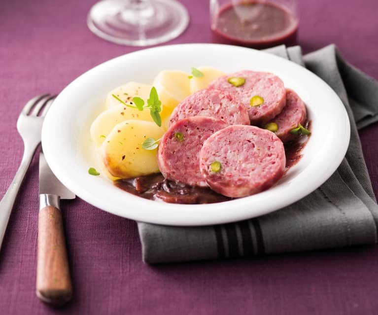 Saucisson de Lyon à la sauce beaujolaise