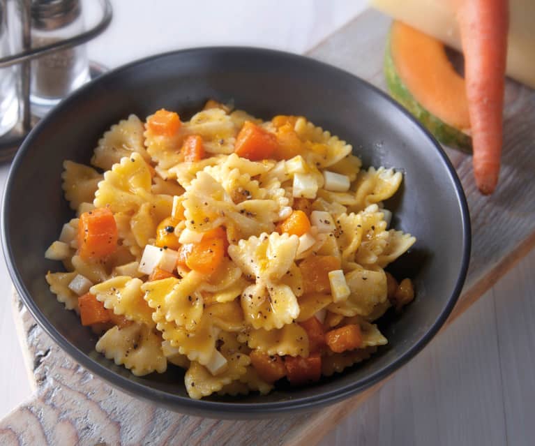 Farfalle risottate con verdure e provolone