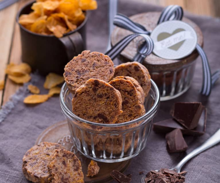 Biscotti al burro, corn flakes e cioccolato