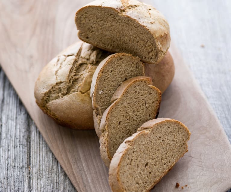 Pain au seigle moelleux : Recette de Pain au seigle moelleux