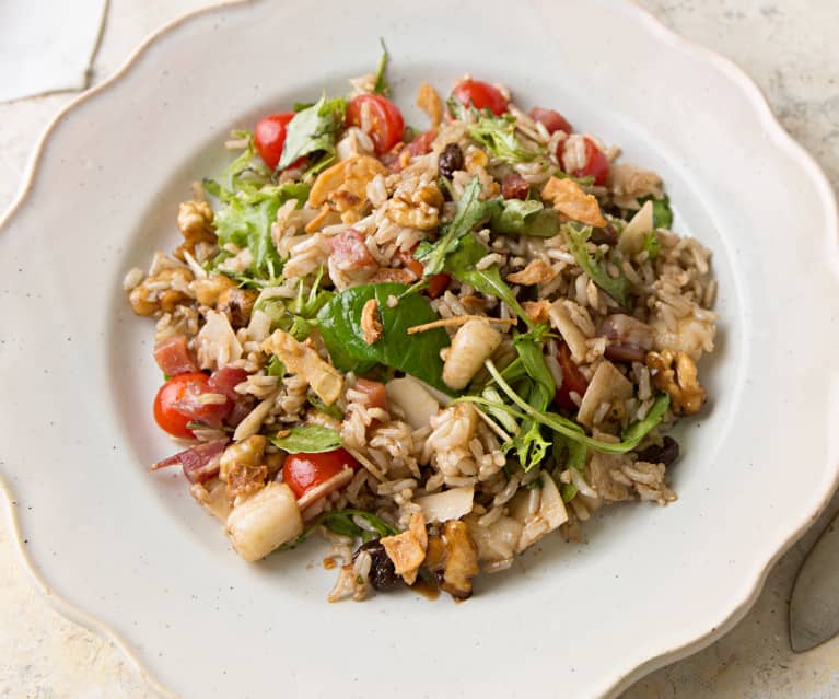 Ensalada de arroz integral con pollo ¡Lista en 10 minutos!