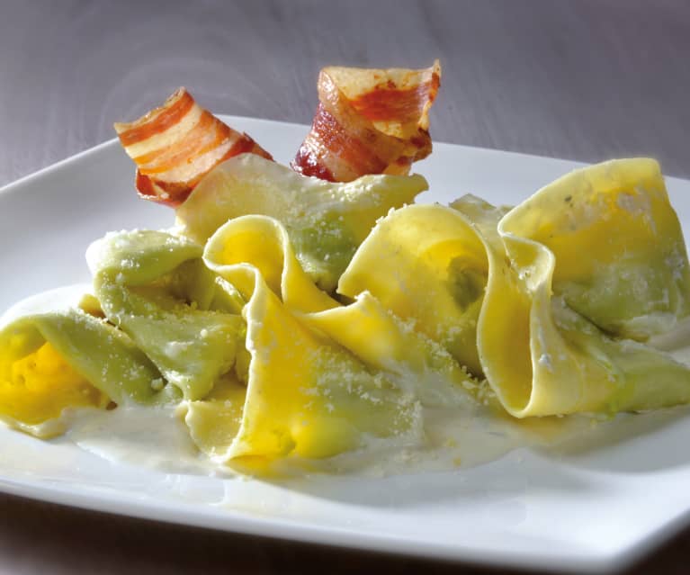 Pappardelle ripiene di piselli