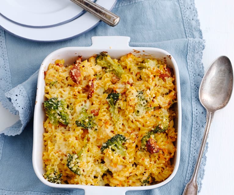 Fusilli com frango no forno