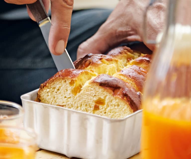 Brioche aux oranges confites et ganache au chocolat