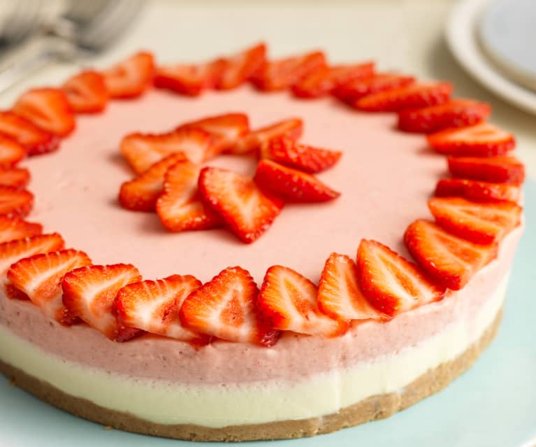 Strawberry and White Chocolate Mousse Dessert