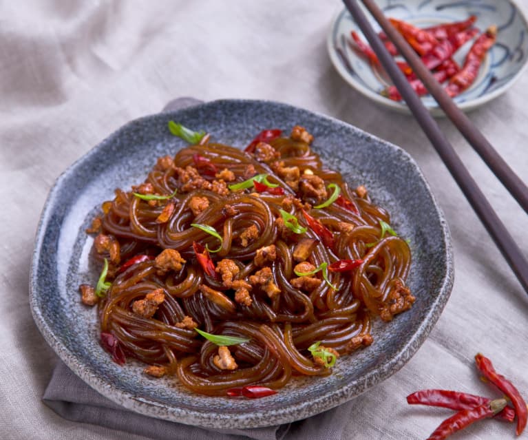 Ma yi shang shu (sweet potato noodles with pork)