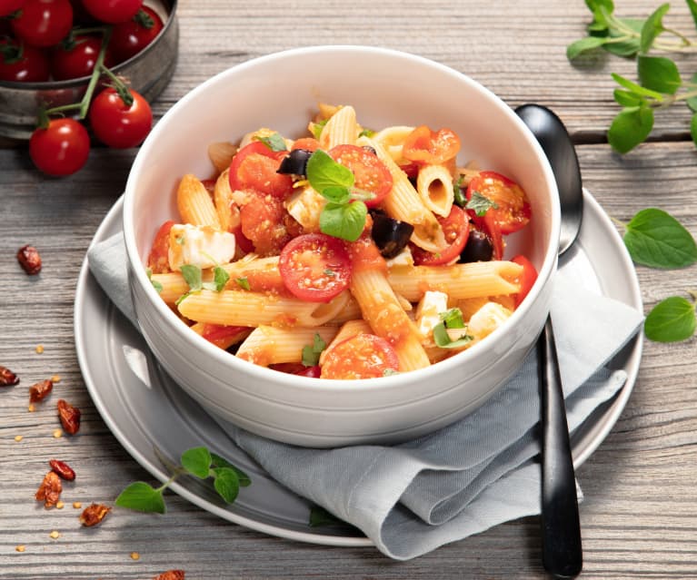 One Pot Penne in Tomaten-Amaranth-Sauce