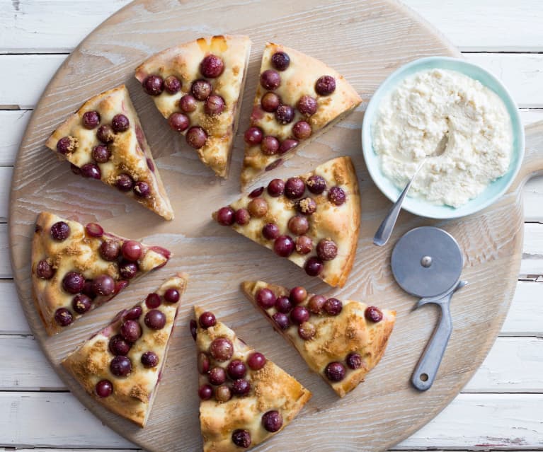 Schiacciata (dessert pizza)