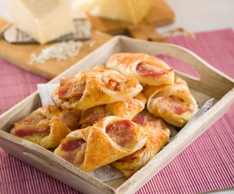 Minicroissants con relleno de jamón y queso - Cookidoo® – a