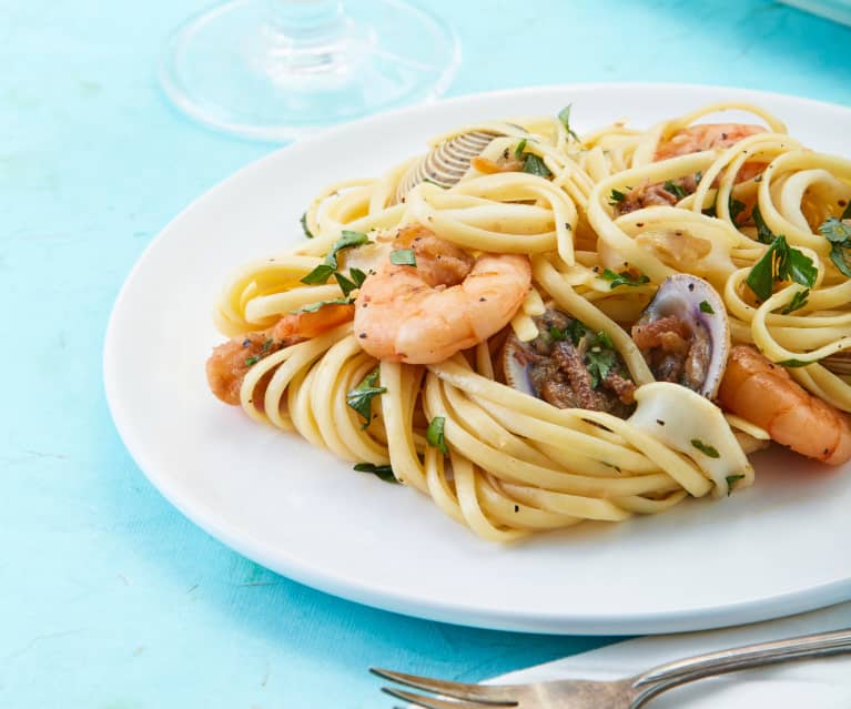 Linguini frutti di mare para 2 - Cookidoo® – la plataforma de recetas  oficial de Thermomix®